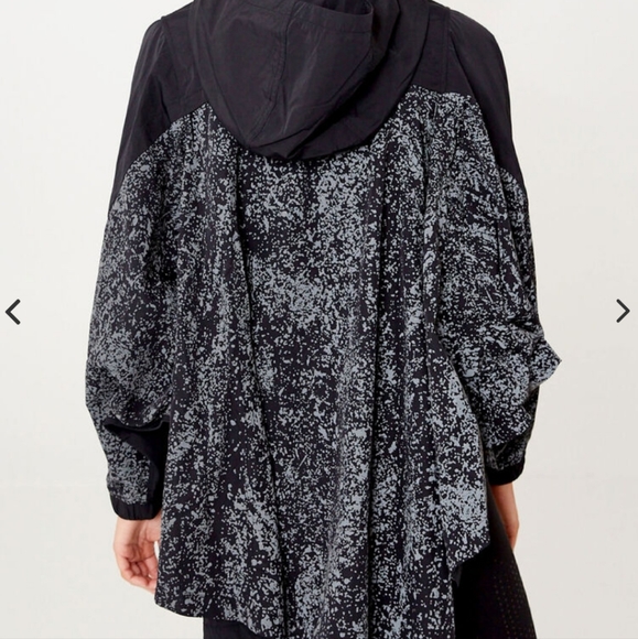 NWOT Lululemon Ride & Reflect Jacket Cape SoulCycle XS/S M Packable Glyde - Picture 7 of 15
